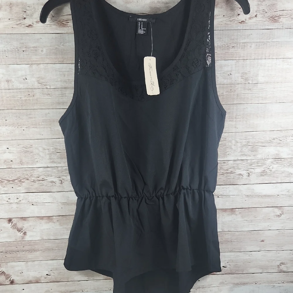 Forever 21, Women's Classic Black Top, Elastic Waist, Lace Upper, SZ M - Picture 1 of 5